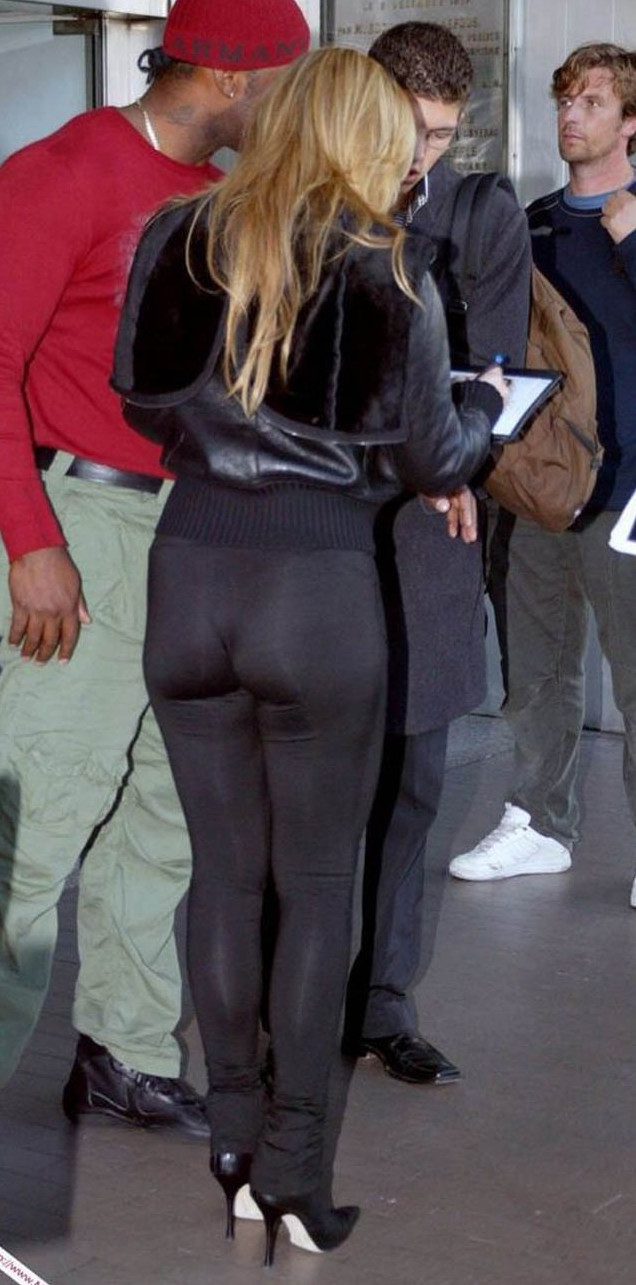 Mariah Carey Perfect Ass Tight Leggings  nude photo