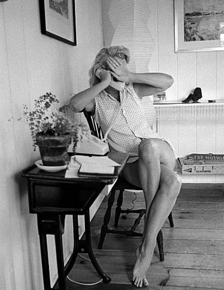 Marilyn Monroe  nude photo
