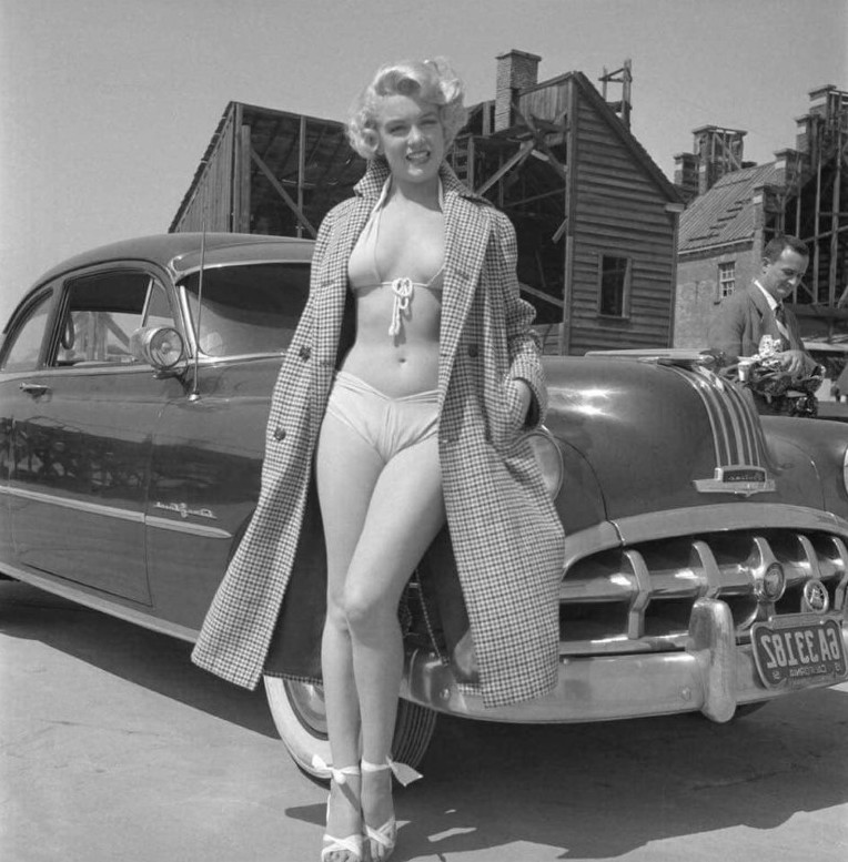 Marilyn Monroe  nude photo