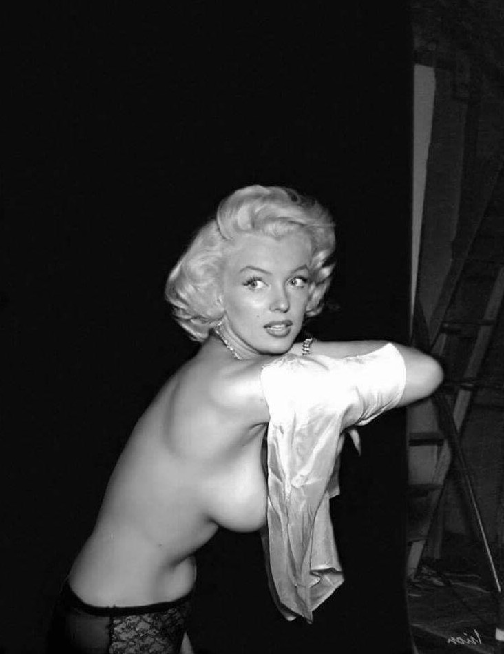 Marilyn Monroe  nude photo