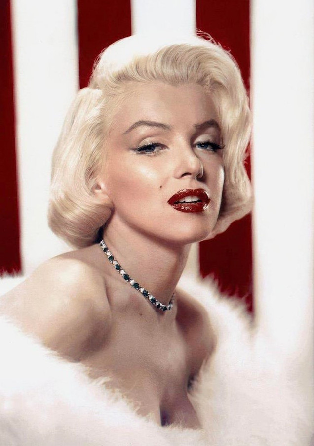 Marilyn Monroe  nude photo
