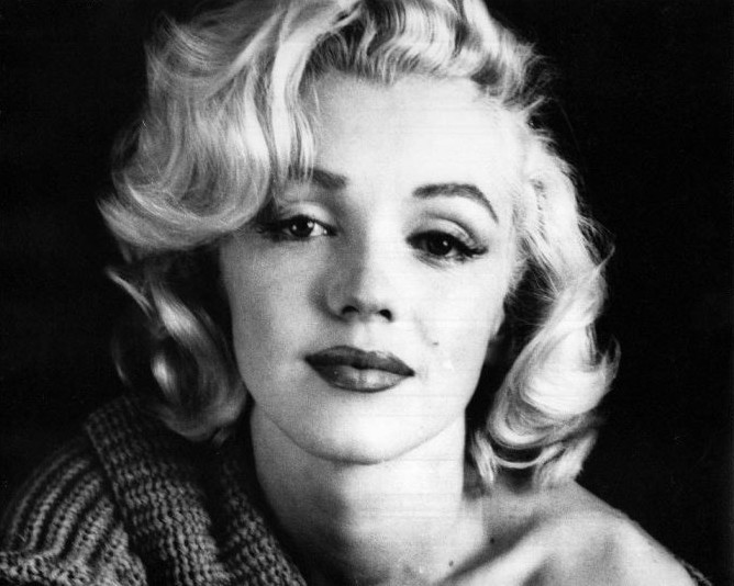 Marilyn Monroe Black And White  nude photo