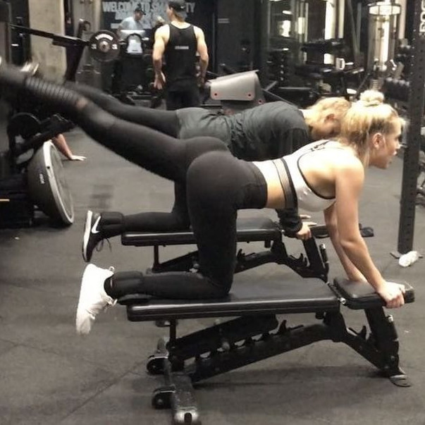 Meredith Mickelson  nude photo