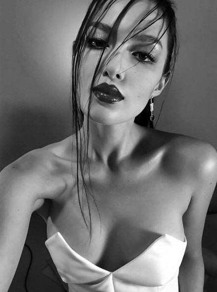 Mia Kang  nude photo