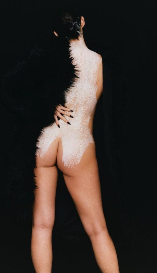 Mia Kang Nude Ass  nude photo