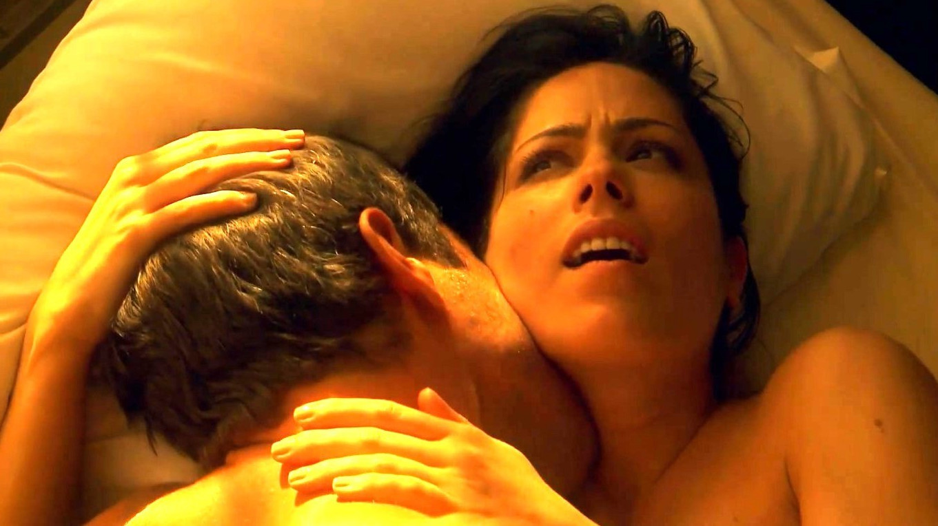 Michelle Borth  nude photo