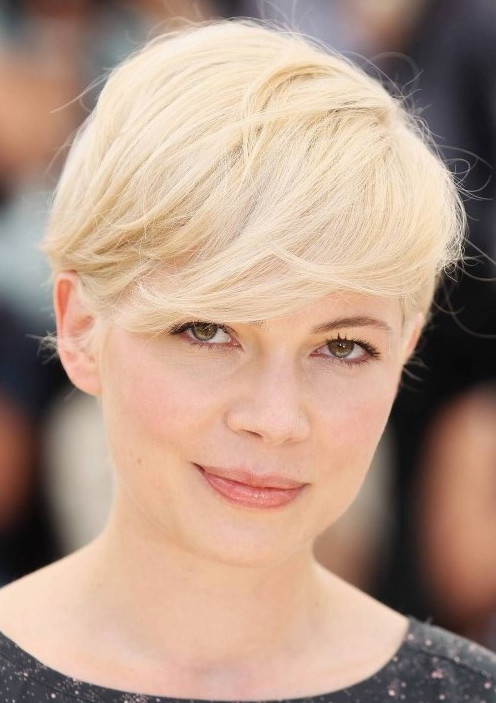 Michelle Williams Short Haircut  nude photo