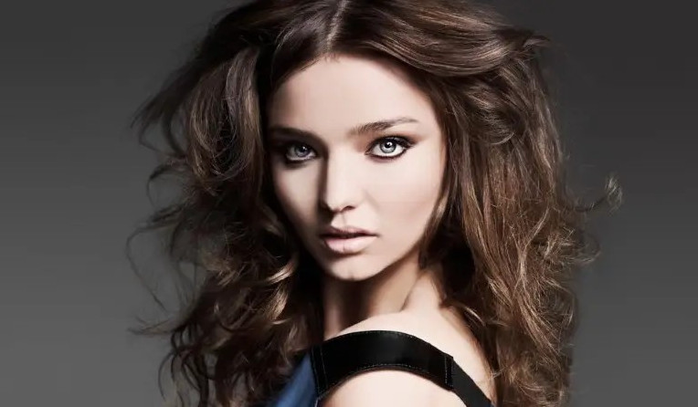 Miranda Kerr A Snapchat Trophy  nude photo