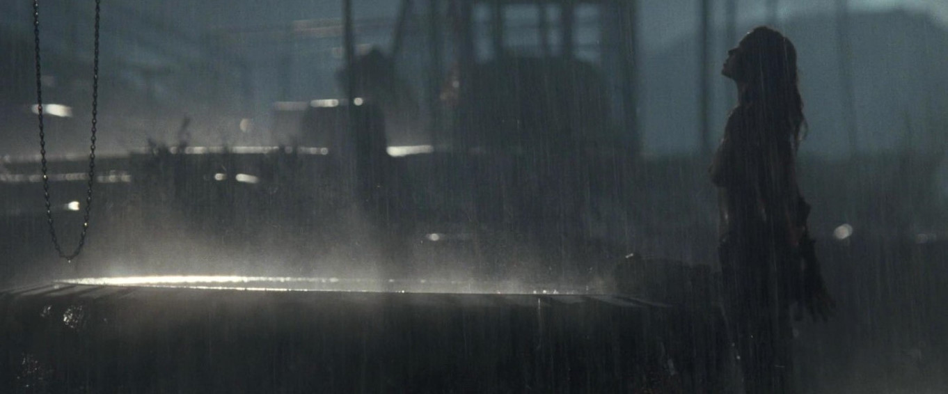 Moon Bloodgood Naked Boobs  nude photo