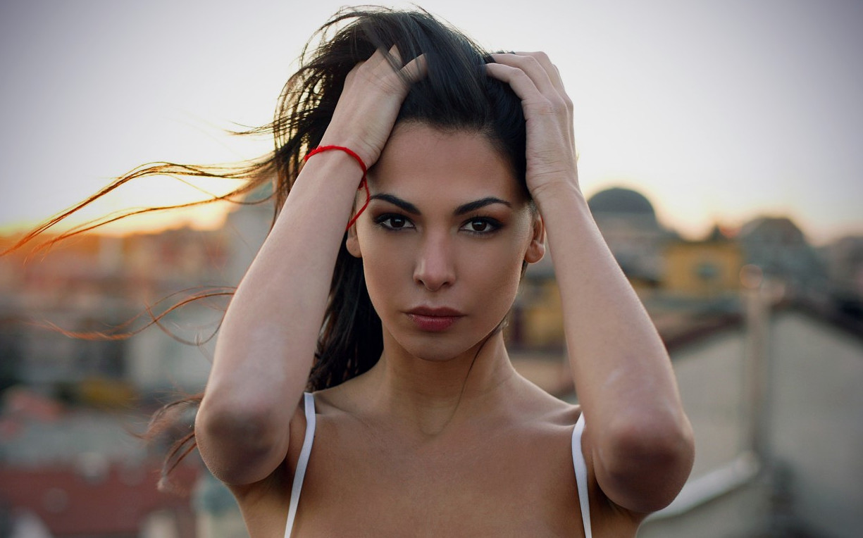 Moran Atias  nude photo