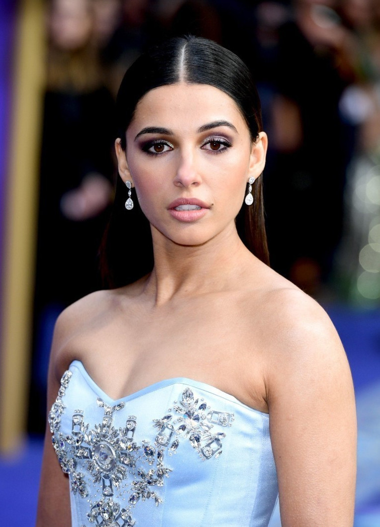Naomi Scott  nude photo