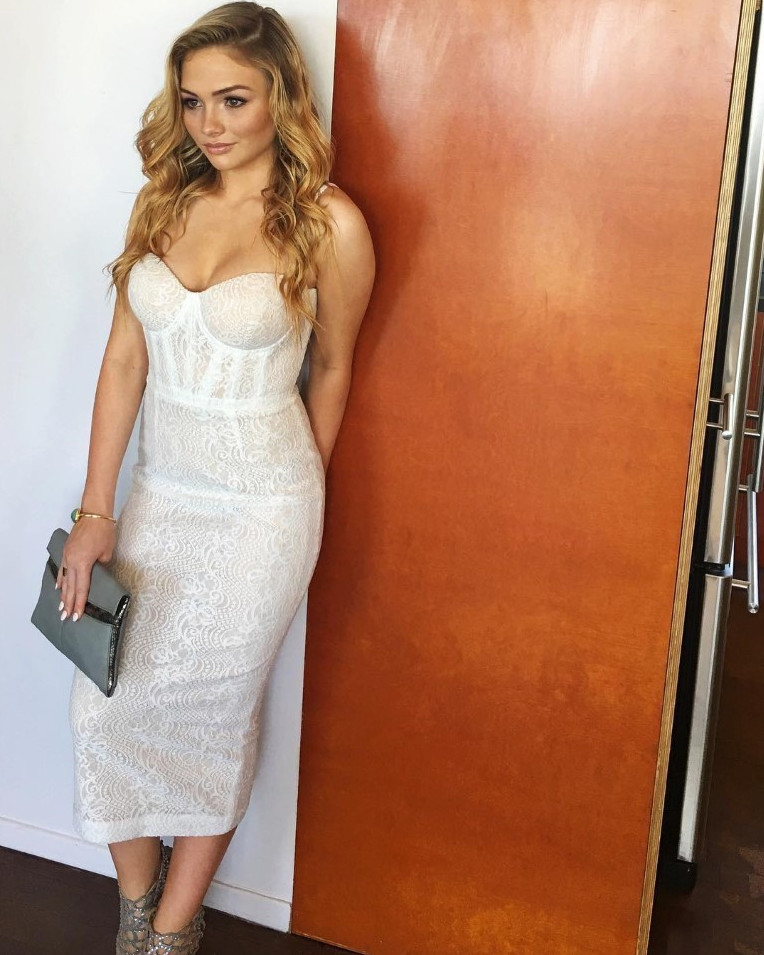 Natalie Alyn Lind  nude photo