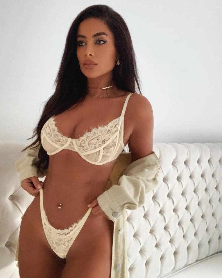 Natasha Naraghi  nude photo