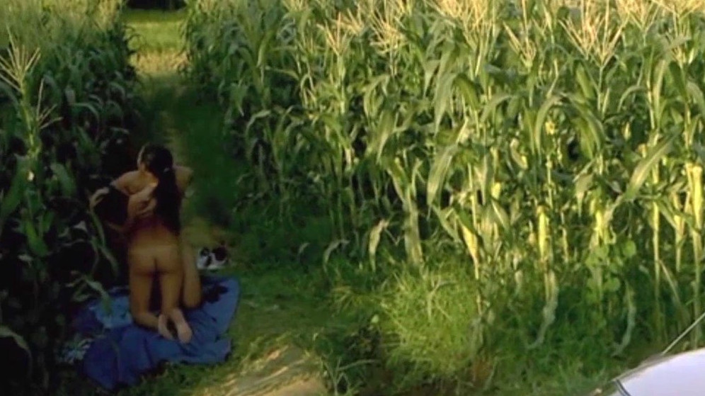 Nathalie Hart  nude photo