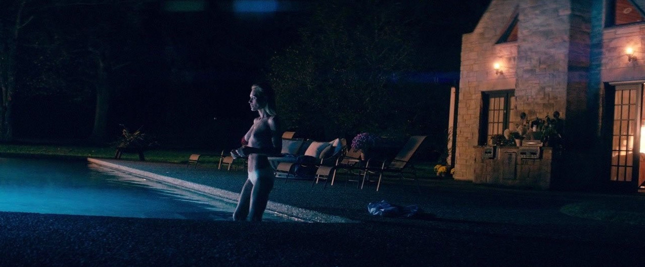 Nicky Whelan  nude photo