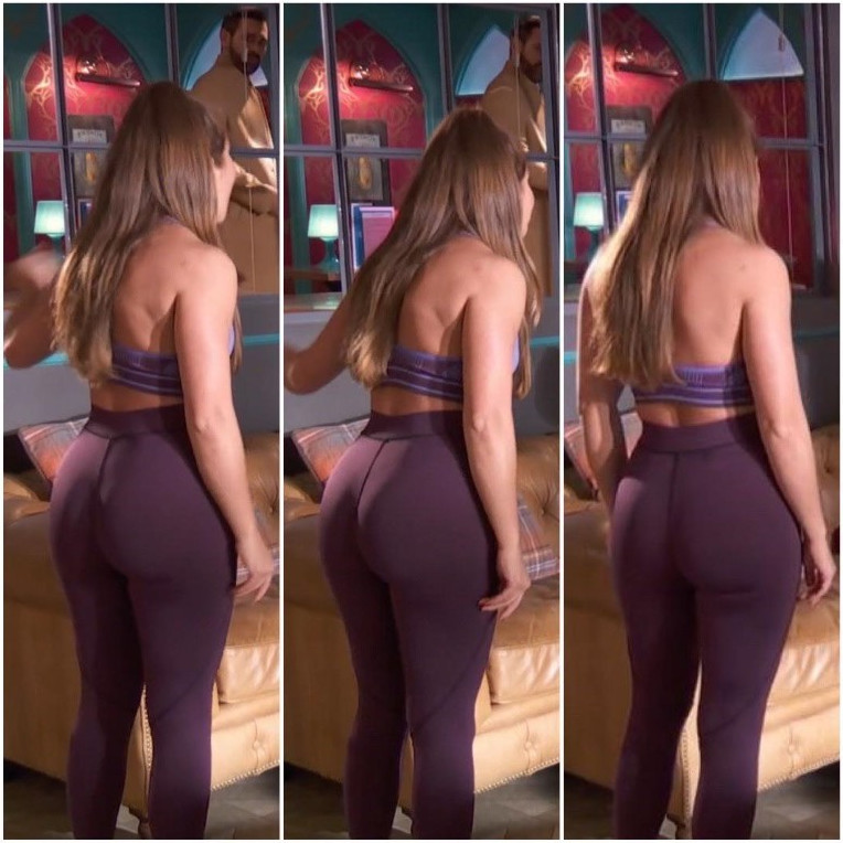 Nikki Sanderson Big Butt  nude photo