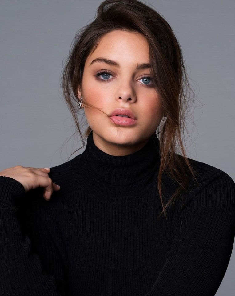 Odeya Rush Beautiful Actress  nude photo