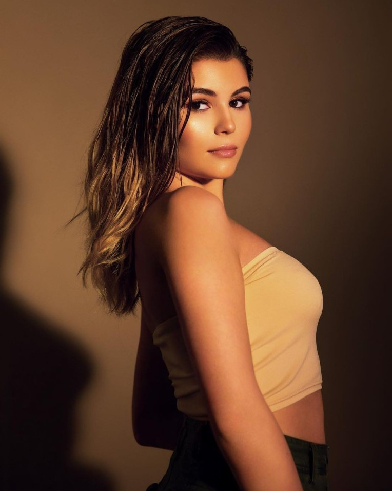 Olivia Jade  nude photo