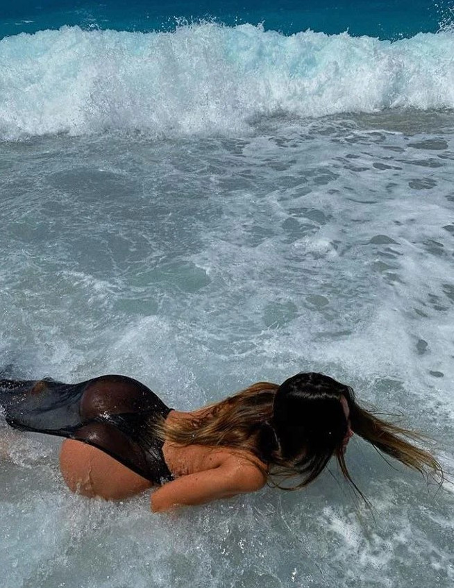 Oriola Marashi  nude photo