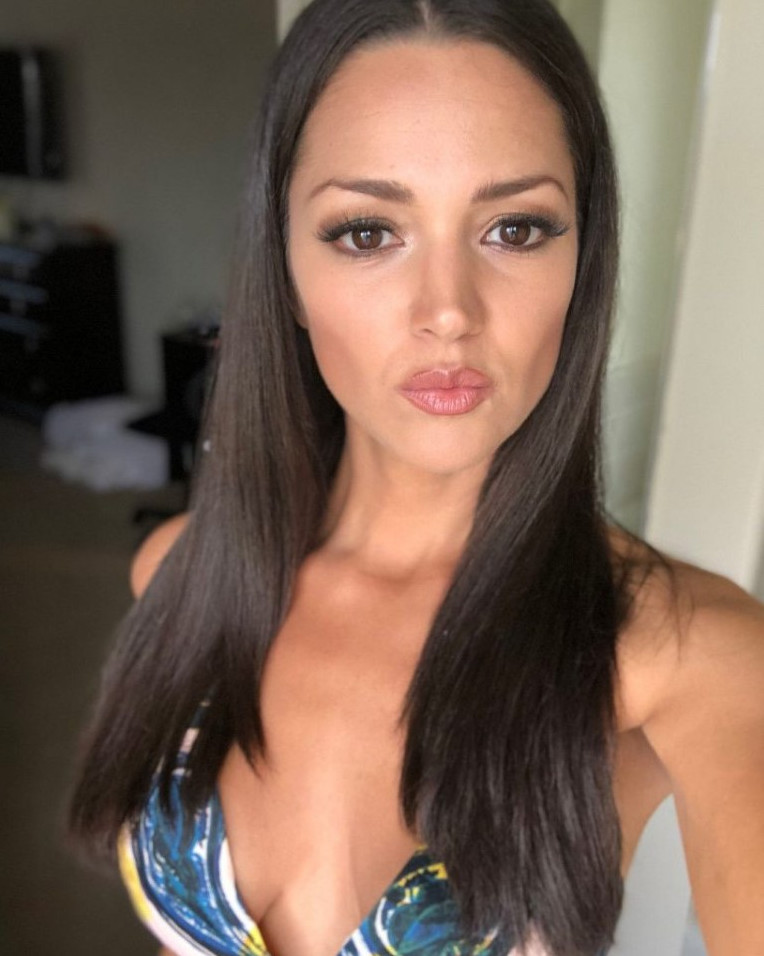 Paula Garces  nude photo