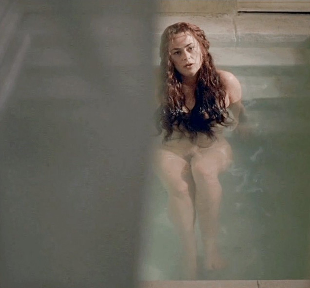 Polly Walker  nude photo