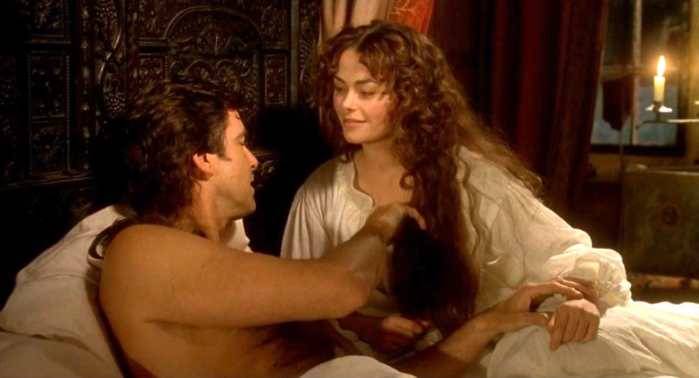 Polly Walker  nude photo