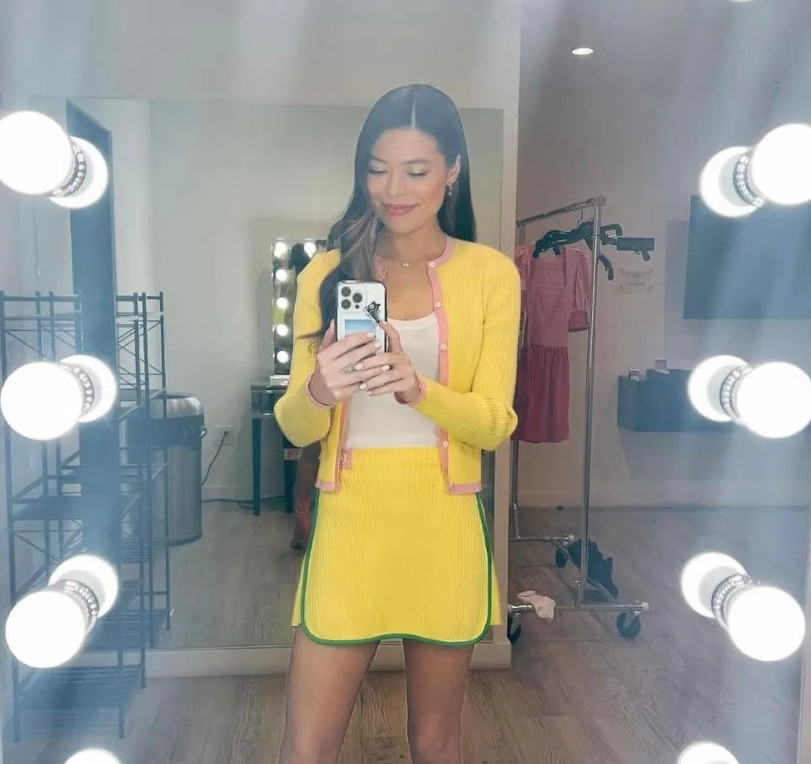 Queen Of The Lips Miranda Cosgrove  nude photo