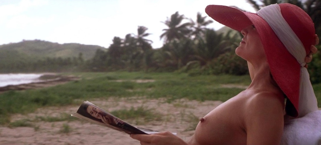 Rene Russo Pretty Actress Nude Tits Scene  nude photo