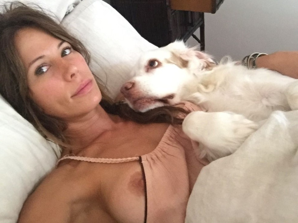 Rhona Mitra Nipslip Leak  nude photo