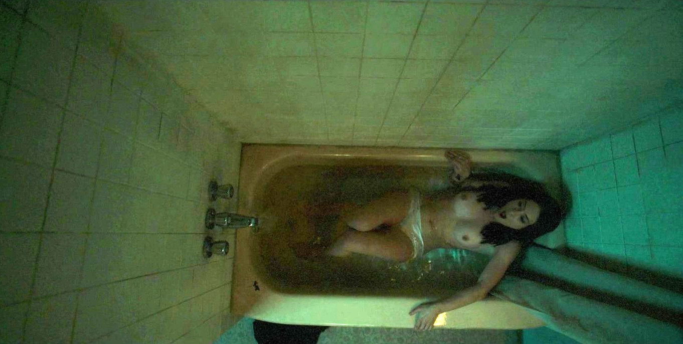 Rosa Salazar Naked In Bathtub Scene From Movie  nude photo