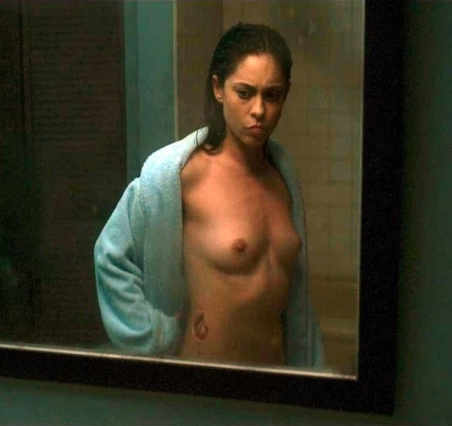 Rosa Salazar Sexy Naked Breasts  nude photo