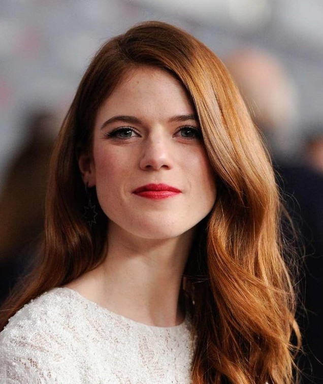 Rose Leslie  nude photo