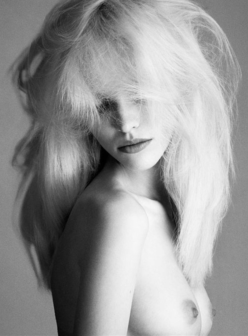 Sasha Luss  nude photo