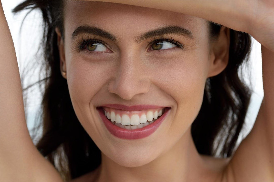 Sera Mann  nude photo