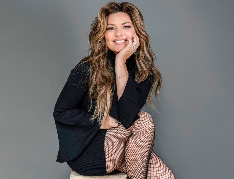 Shania Twain  nude photo