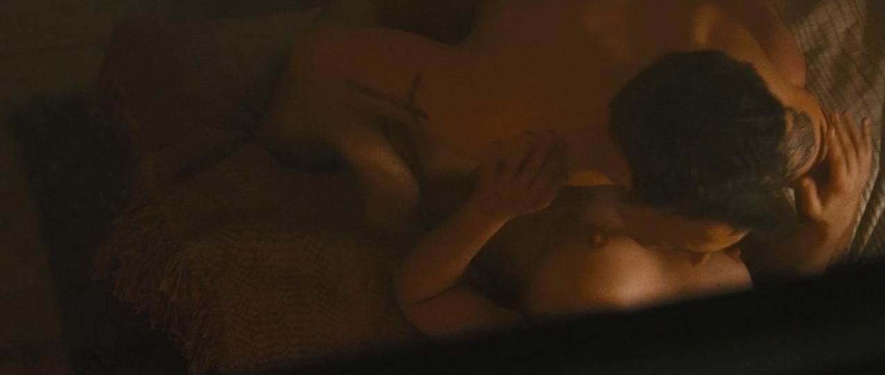 Sophia Myles Sex Scene Hot Actress  nude photo