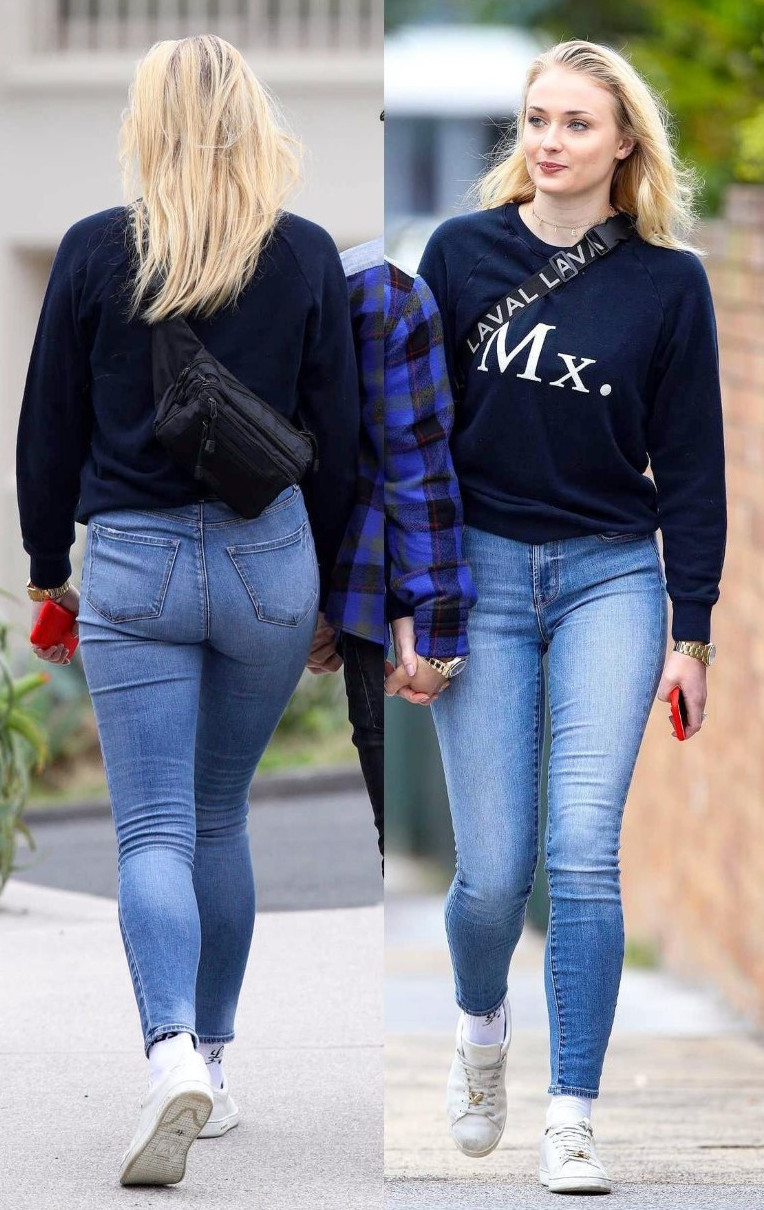 Sophie Turner  nude photo