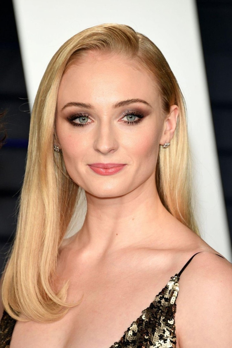 Sophie Turner  nude photo