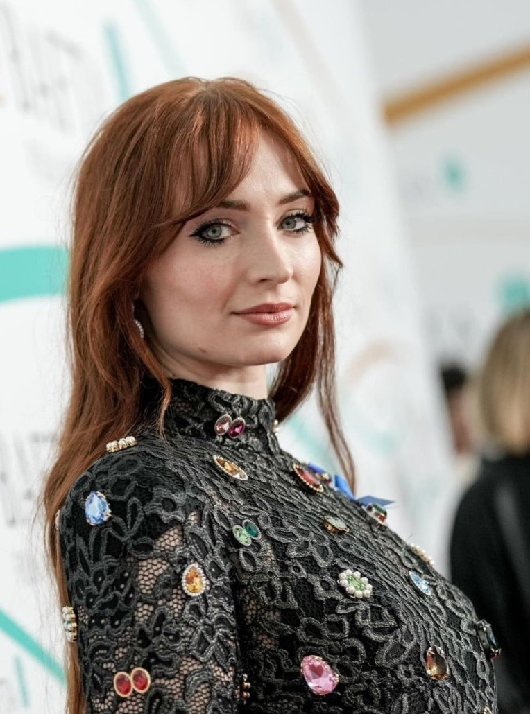 Sophie Turner  nude photo