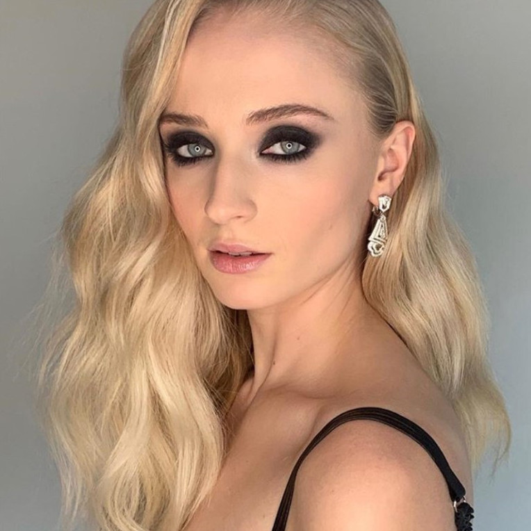 Sophie Turner  nude photo