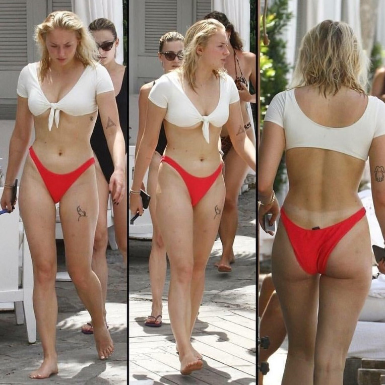 Sophie Turner Celebrity Bikini Hot  nude photo