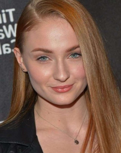 Sophie Turner Hair  nude photo