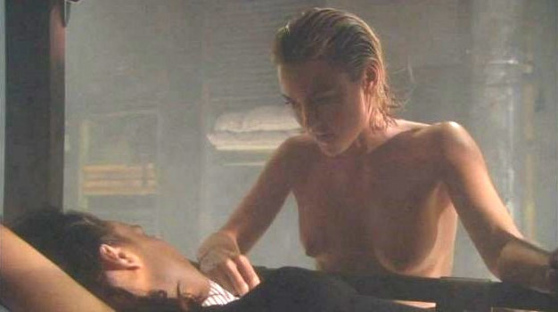Starship Troopers 2 Kelly Carlson  nude photo