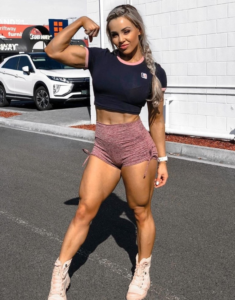 Stephanie Sanzo  nude photo