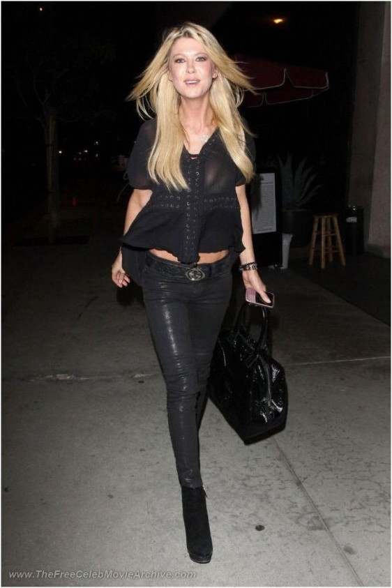 Tara Reid See Through  nude photo