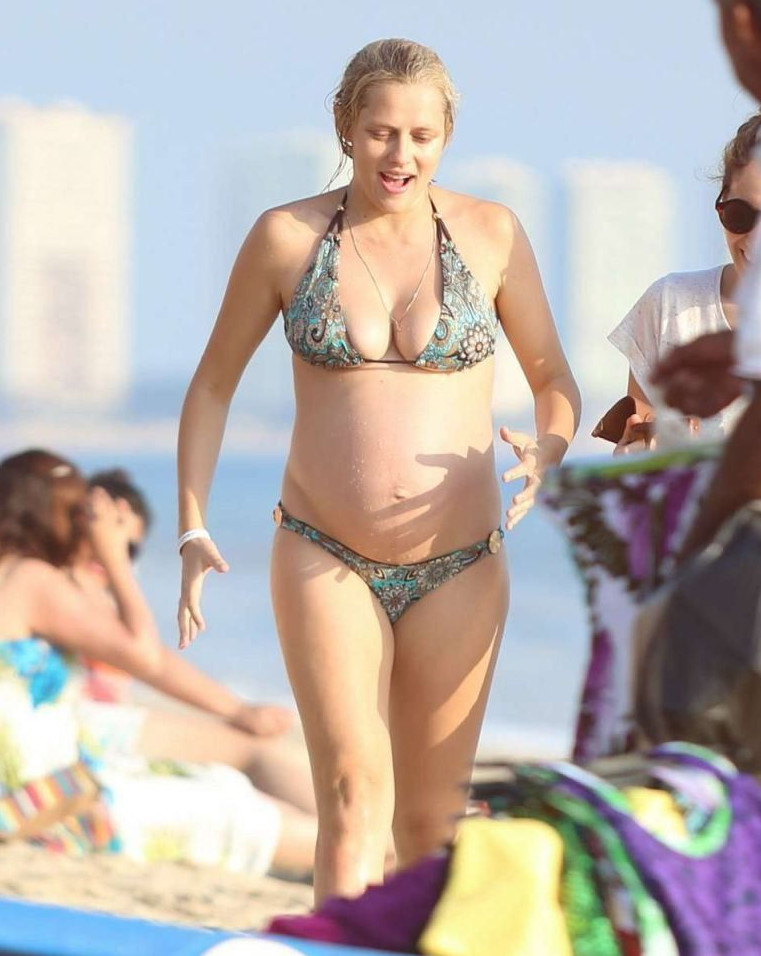 Teresa Palmer Sexy Nude Bikini Photo Beach Naked Images  nude photo
