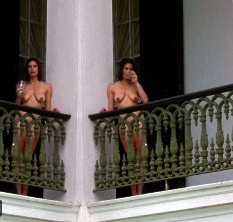 Teri Hatcher Topless Naked Photo  nude photo