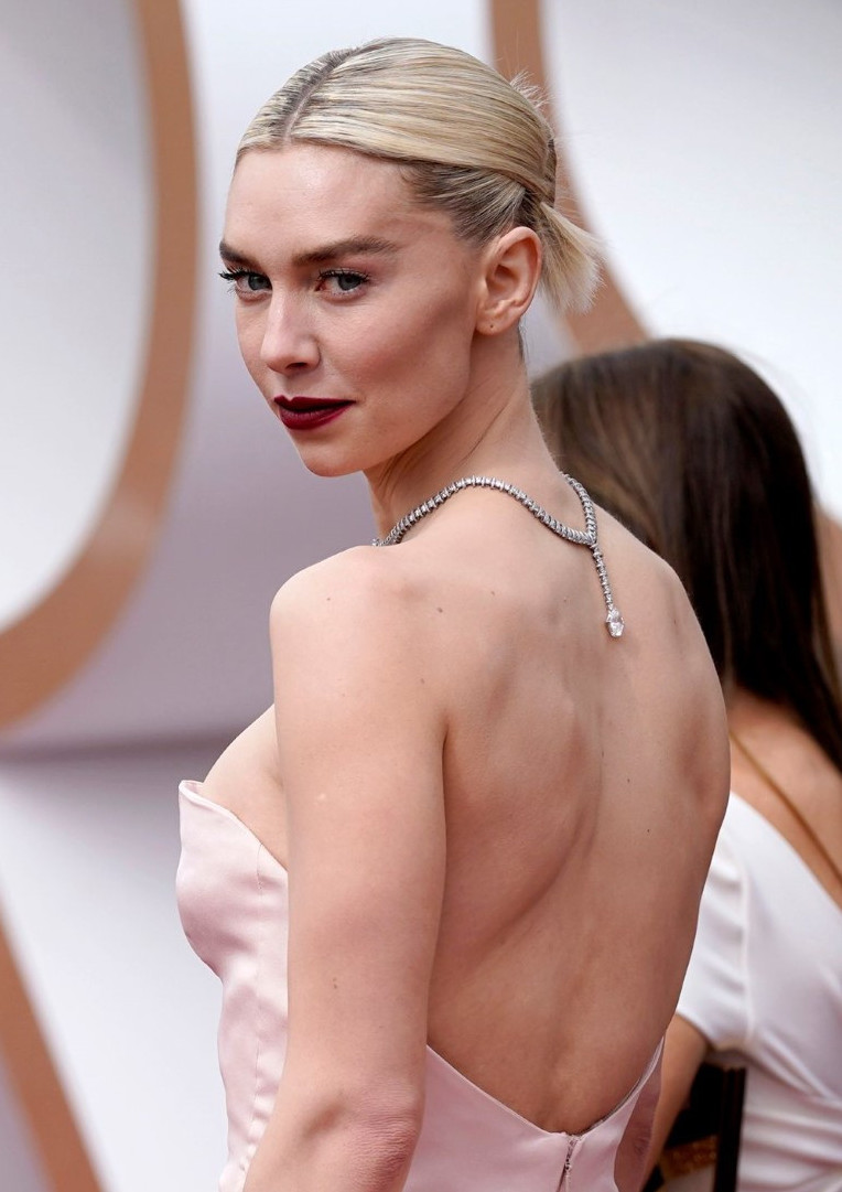Vanessa Kirby  nude photo
