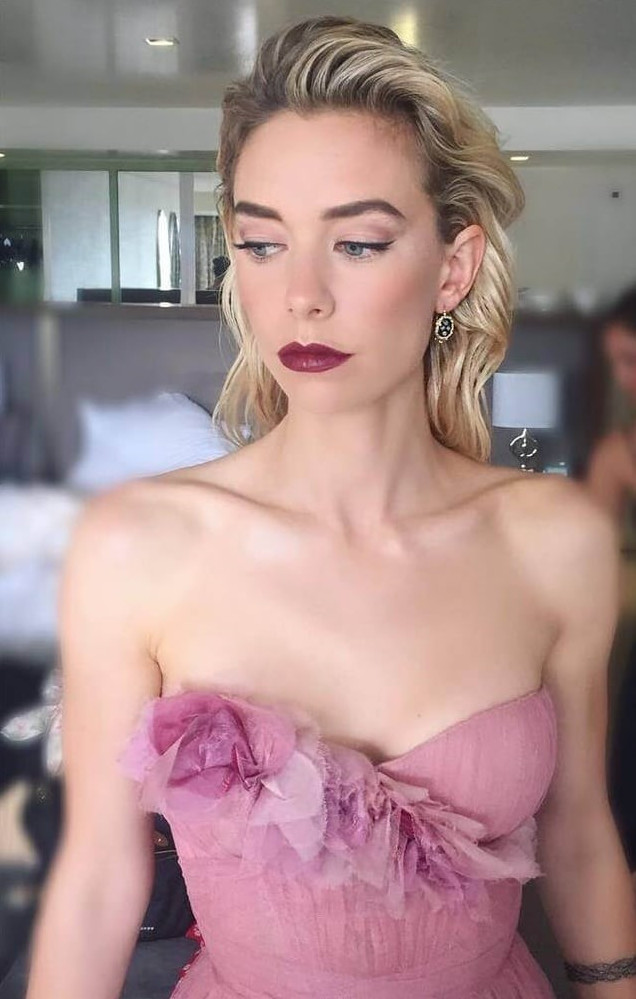Vanessa Kirby  nude photo