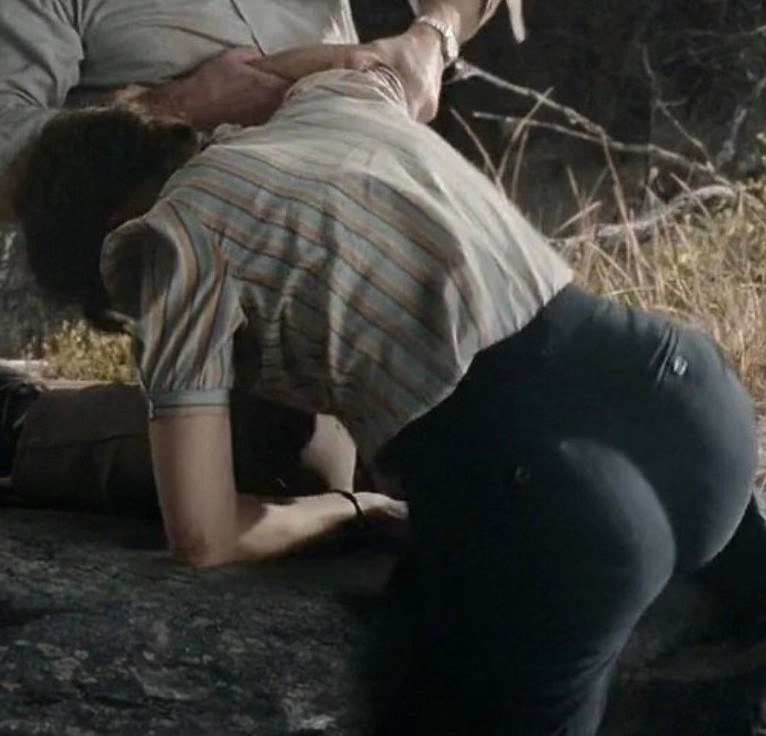Vera Farmiga Great Ass In Tight Pants  nude photo